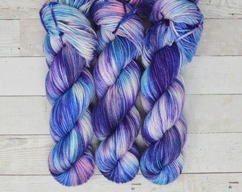 hand dyed yarn | worsted weight yarn | worsted yarn | Sweater Yarn | multi colored yarn | Blue | Northern Lights