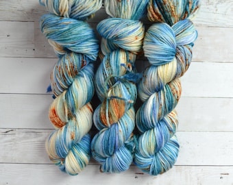 Aubs Worsted | hand dyed yarn | handdyed yarn | hand dyed worsted yarn | worsted yarn | worsted weight | Speckled Yarn | Beach Vibes