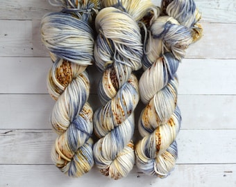 hand dyed yarn | dk weight yarn | dk yarn | 100% Superwash merino | merino wool | Sweater Yarn | speckles | multi colored | Surf Fishing