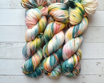 hand dyed yarn | worsted weight yarn | speckled yarn | worsted yarn | Sweater Yarn | multi colored yarn | Summer Time