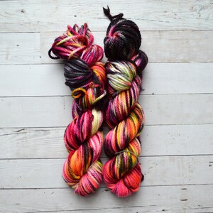 hand dyed yarn | bulky weight yarn | speckled yarn | bulky yarn | speckles | Sweater Yarn | 100% SWM |multi | Hello Gorgeous