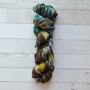 hand dyed yarn | bulky weight yarn | speckled yarn | bulky yarn | speckles | Sweater Yarn | 100% SWM |multi | Log Cabin