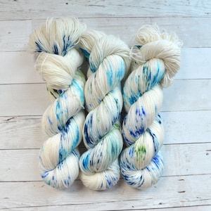 hand dyed yarn | fingering weight yarn | Yarn | Superwash | Speckled Yarn | fingering yarn | Sock Yarn | Blue | Speckles | Crystallize