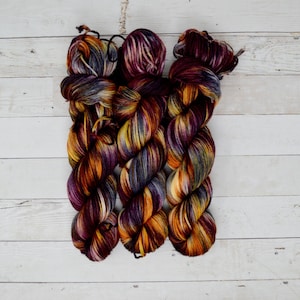 Aubs Worsted | hand dyed yarn | handdyed yarn | hand dyed worsted yarn | worsted yarn | worsted weight | Plentiful Bounty