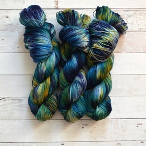hand dyed yarn | fingering weight yarn | Yarn | Superwash | Speckled Yarn | fingering yarn |  Sock Yarn | multi colored | Interstellar