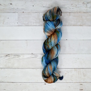 Fils scintillants | fils teints à la main | fil doigté | Fils | Superlavage | laine à doigter | Fils à chaussettes | multicolore | Coucher de soleil à Chesapeake