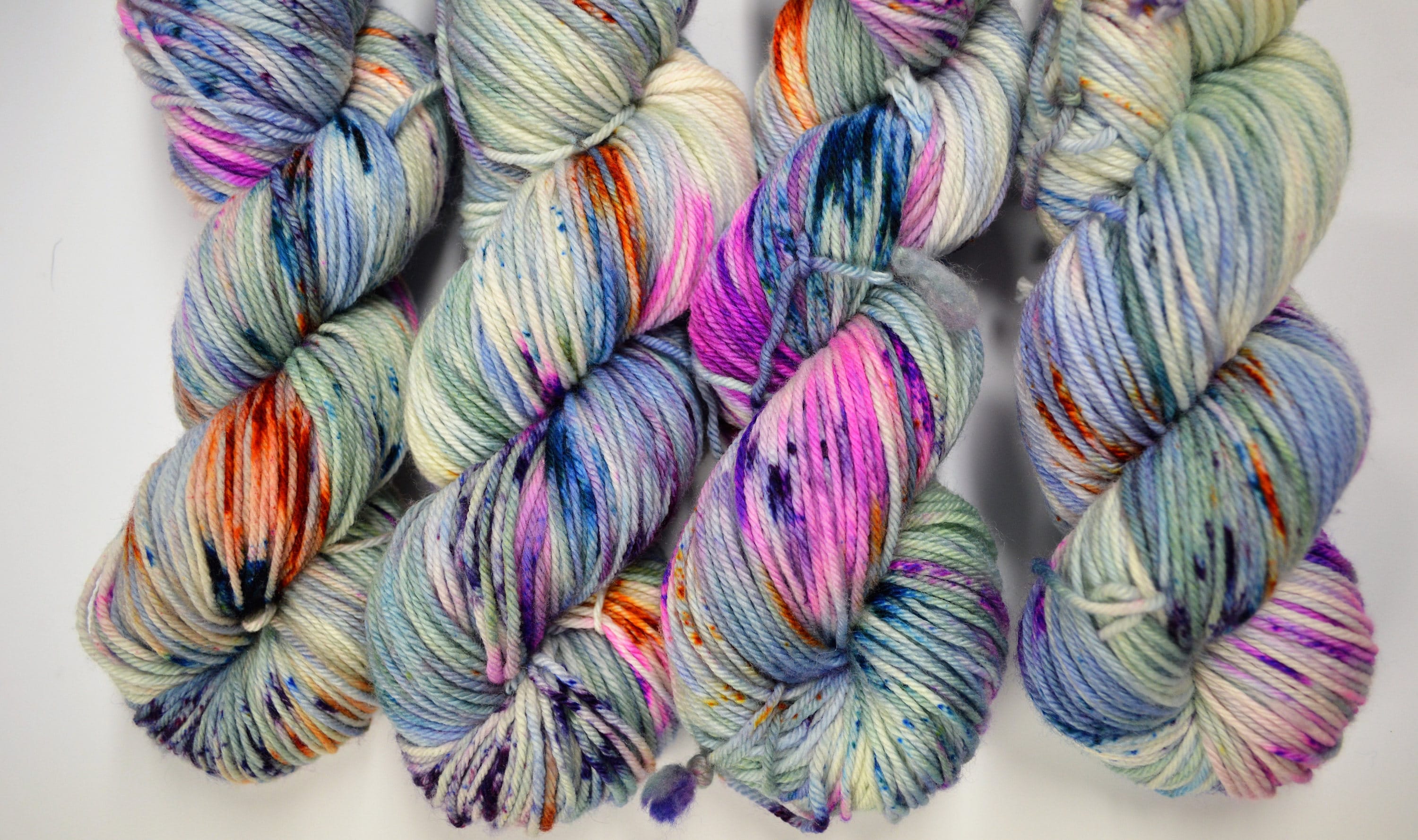 Happy Hour hand dyed yarn hand dyed worsted yarn handdyed yarn worsted weight worsted yarn Aubs Worsted