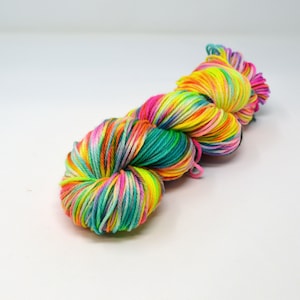 hand dyed yarn | Dyed yarn | worsted weight yarn | speckled yarn | worsted yarn | Sweater yarn | hat yarn | speckles | Unicorn Barf!
