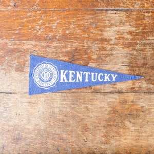 Vintage Belle of Louisville Kentucky Cruise Felt Flag Pennant 25”