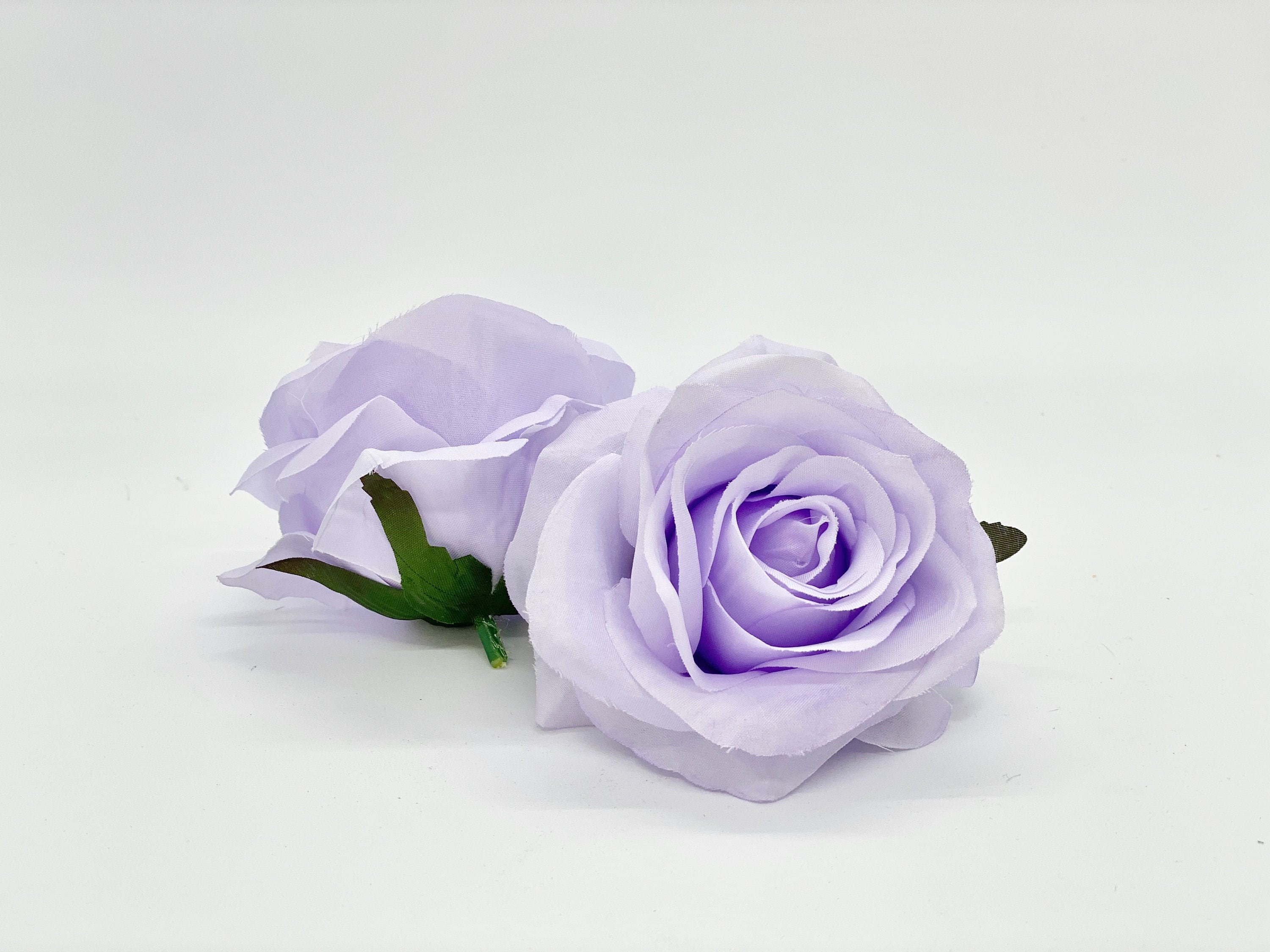Caja corazon blanca c/t de 100 rosas en tono lila