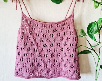 Snowdrops Cami Knitting Pattern >> haut à bretelles en dentelle fleurie avec bretelles réglables haut dos nu >> pdf PATTERN (téléchargement numérique)