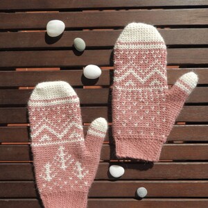 Winter Mountain Mittens Crochet Pattern image 3