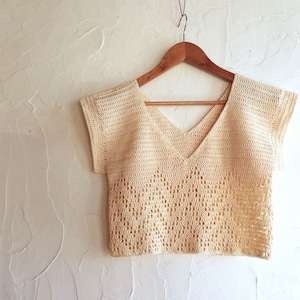 Gehaakt PATROON zig-zag-zomertop >> zomer crop lange top met gehaakte v-hals, korte mouw, frans, spaans >> GEHAAKT PATROON