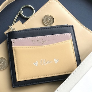 Regalo di compleanno personalizzato per lei Portafoglio in pelle Porta carte Porta monete con messaggio inciso Portachiavi 4 colori con tasche