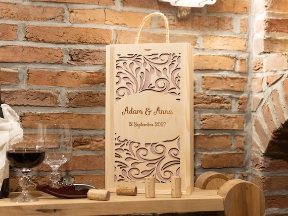 Set di vino personalizzato con astuccio in legno - 2 tazze incise