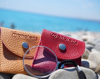 MONOLENS reading monocle glass, including dark RED pouch