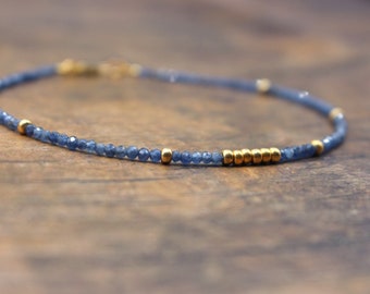 Petit bracelet de cheville en saphir| Bracelet de cheville fait main | Bracelet de cheville délicat en saphir| Bracelet de cheville élégant cadeau | Bijoux pour chakra de la couronne| Quelque chose de bleu