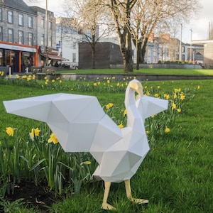 Papercraft Swan template, instant digital download, Wedding decoration
