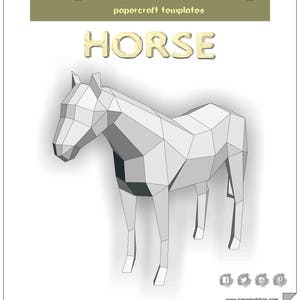 Plantilla de caballo artesanal de papel