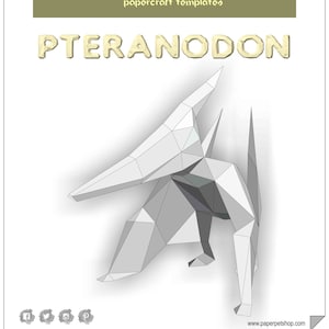 Puede incluir: Plantilla de papercraft de un Pteranodon, un reptil volador prehistórico con un pico largo y puntiagudo y una envergadura de unos 6 metros. La plantilla es de PaperPetShop.com.