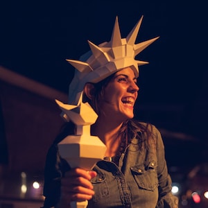 3D Paper Statue of Liberty Mask, Printable Papercraft Template for a DIY 4th of July image 1