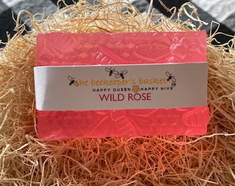 Wild Roses Honeybee Glycerin Soap, Bee Soap, Rose Scented Soap, Queen Bee, Flower Soap, Honeycomb Soap, Clear Soap, Bee Gifts