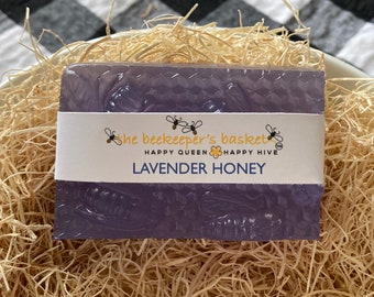 Lavender Honey Honeybee Glycerin Soap, Honey Soap, Bee Soap, Queen Bee Soap, Honey Bee and Comb Soap, Clear Soap, Bee Gifts, Bee Lovers