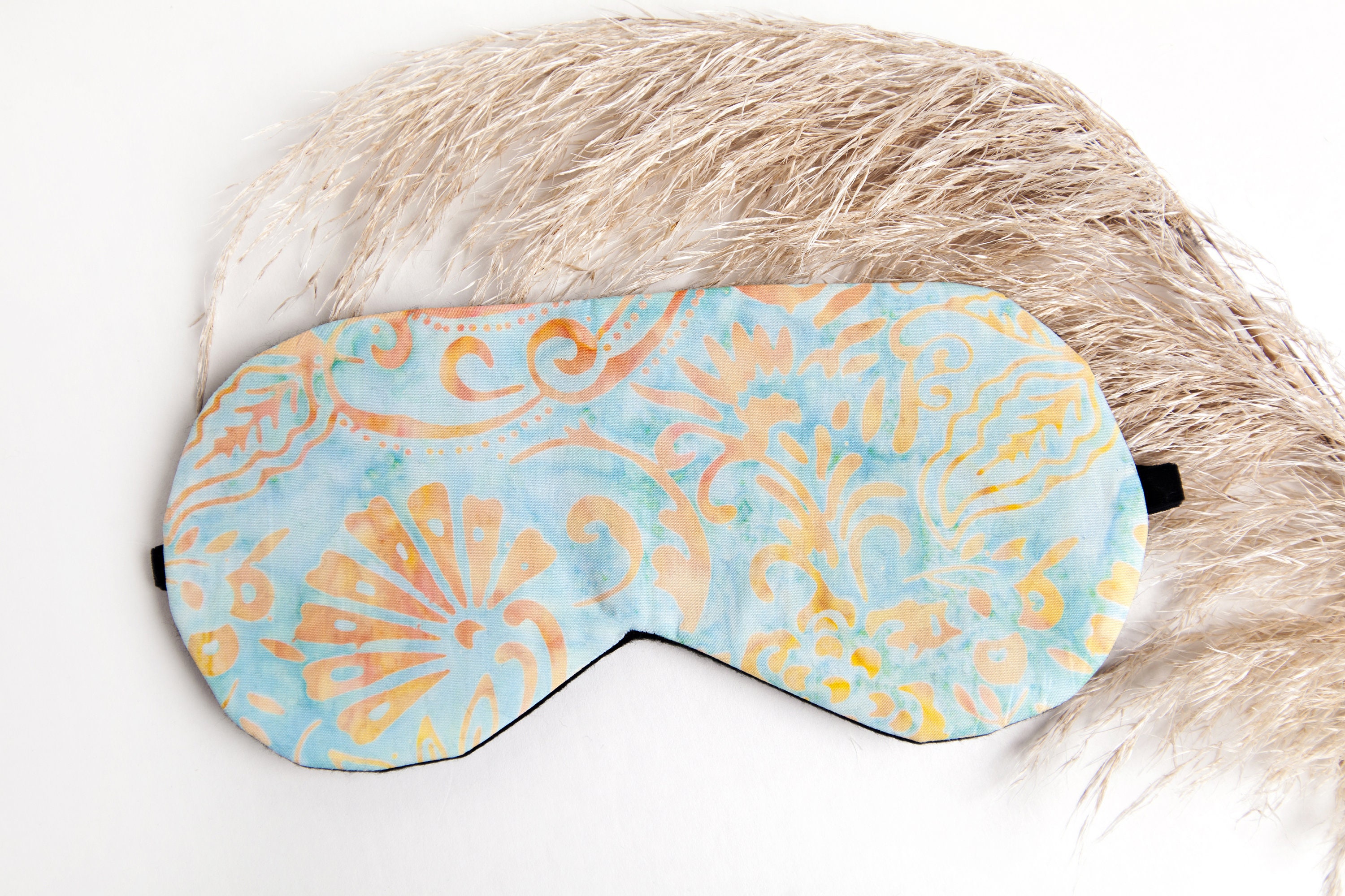 Kkf Sleep Mask 100% Natural Silk Eye Mask Glittering Blindfold Terraria Eye  Cover Unisex Ultimate Sleeping Aid Eyeshade : : Health & Personal  Care