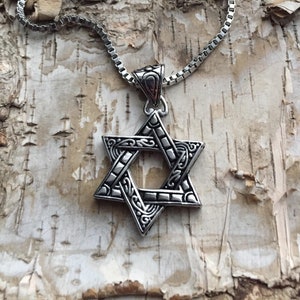 Star of david necklace , Magen david charm, Men's necklace, Judaika jewelry, Jewish symbol, Bar mitzva, Israeli jewelry, hamsa necklace
