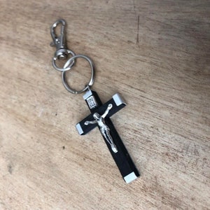 Cross keychain, confirmation favor, Christmas keychian ,religious gift, christian key chain, Crucifix key chain, spiritual gift, Catholic