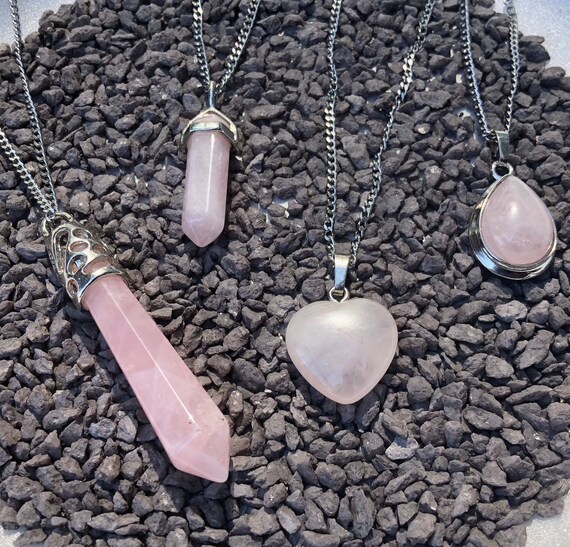 XIANNVXI Rose Quartz Necklace Reiki Healing Crystal Pendant Necklaces  Spiritual Natural Irregular Raw Stone Necklace Gemstone Quartz Jewelry for  Women price in UAE | Amazon UAE | kanbkam