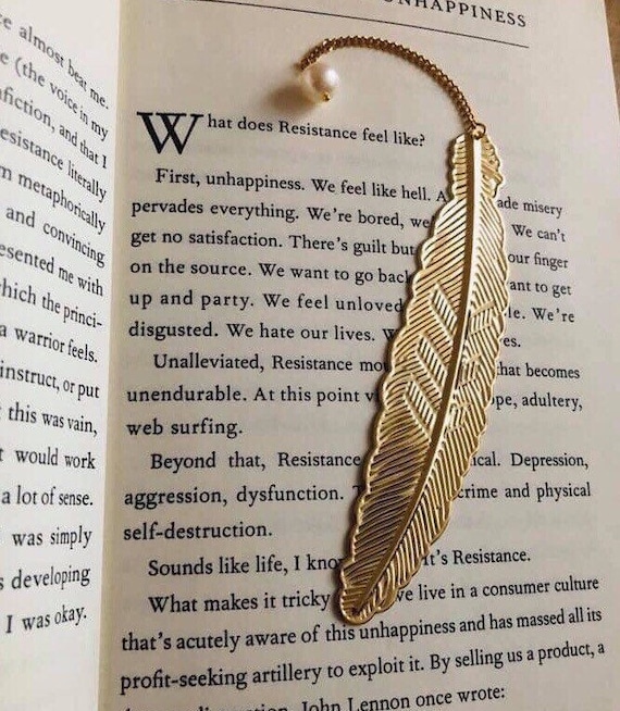 Feather Bookmark, businesswoman gift, Christmas stocking, Book accessory, Freshwater pearl bookmark, teacher gift, wedding favour, amethyst