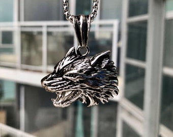 Wolf necklace, wolf pendant ,Wolf head necklace, men's pendant, Animal lover jewelry, wolf jewelry, howling wolf, spirit animal ,fenrir,