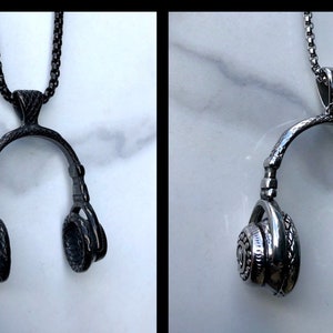 DJ headset necklace, music necklace, headphone pendant, musician jewelry, DJ jewelry, microphone , Singer jewelry, musical note jewelry