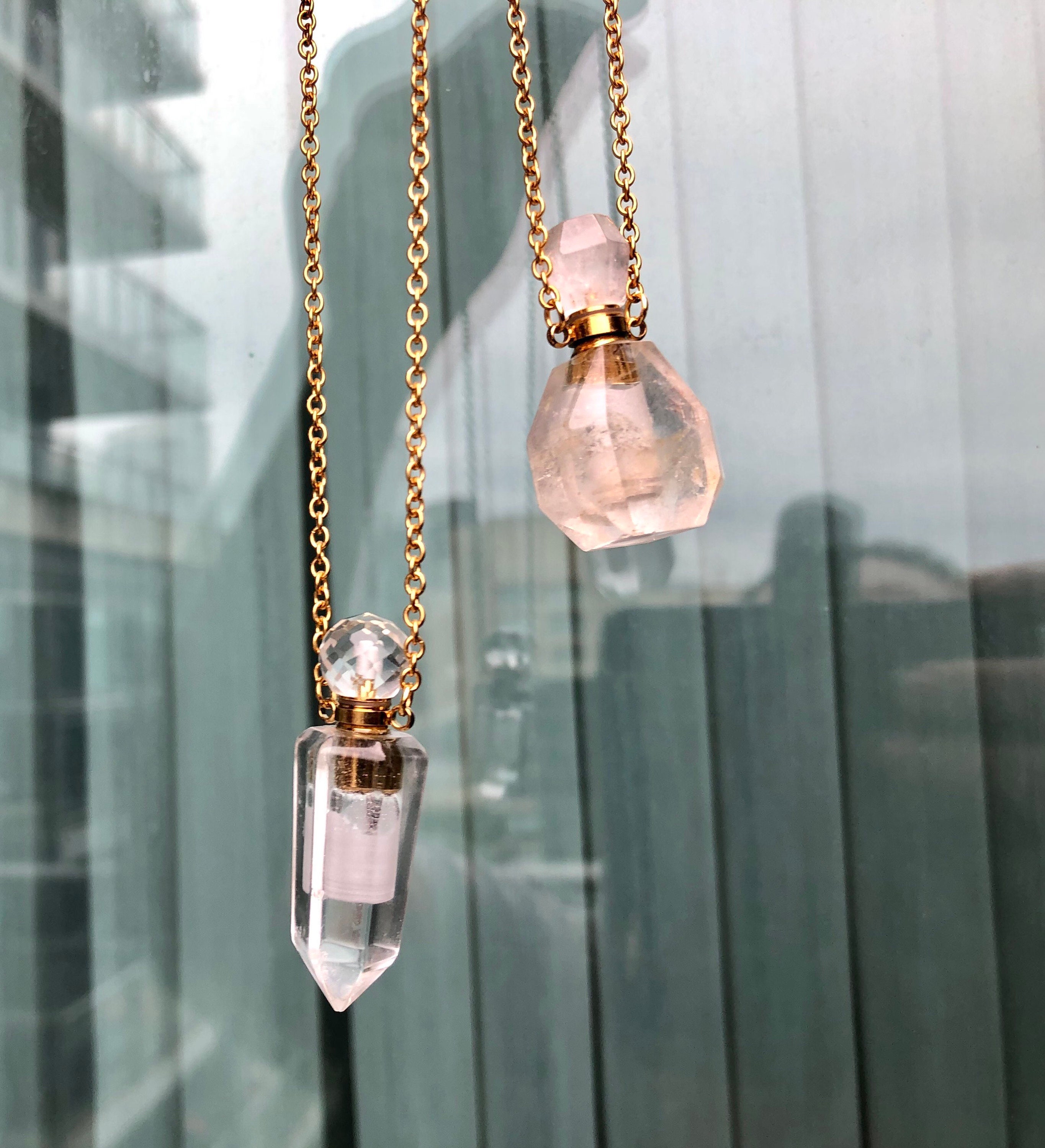 Crystal Clarity: Clear Quartz Bottle Pendant Necklace Holder for Perfume, Incense, and Ashes