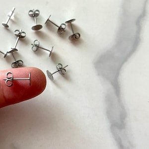 Stud earring setting, Earring Findings, plastic ear nuts , earring post, jewelry making, earring making, flat setting ear post