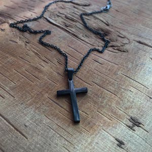 Zwart kruis voor mannen, kruishanger, kruisbeeldketting, bruidsmeisjescadeau, christelijke sieraden, religieuze sieraden, sierlijk kruis, rozenkrans