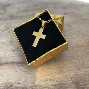 Cross necklace, confirmation gift, Crucifix necklace, Cross pendant, Christian Jewelry, Religious jewelry, dainty cross, cross for woman