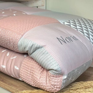3-4 cm thick waffle fabric - crawling blanket patchwork blanket - baby blanket - feathers old pink/grey/white - with name