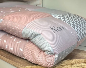 3-4 cm thick waffle fabric - crawling blanket, patchwork blanket - baby blanket - feathers old pink/grey/white - with name