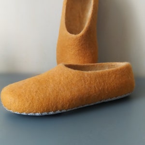 Yellow felted slippers -  home shoes women - cozy warm slippers