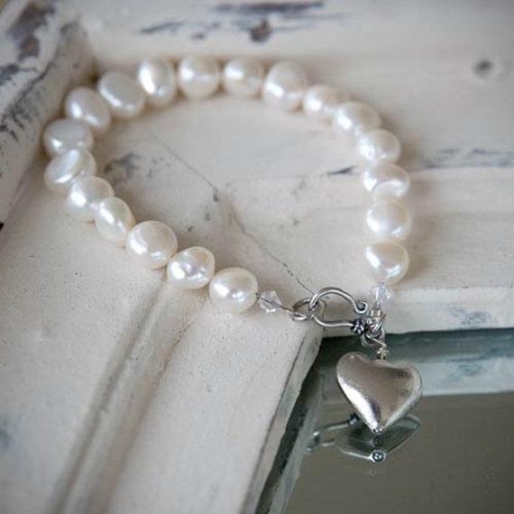 Freshwater Pearl Bracelet with Silver Heart Charm