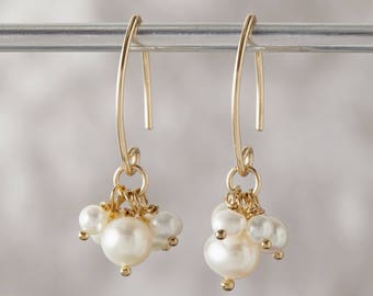 Gold Pearl cluster Earrings, Wedding Earrings, Small Pearl Cluster Bridal Earrings,Gold Earrings, Handmade Wedding Jewelry,Freshwater pearls