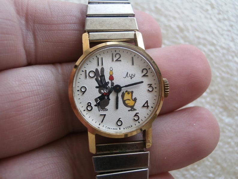 Vintage Luch, mechanical wrist watch vintage Soviet/USSR, Belarus image 5