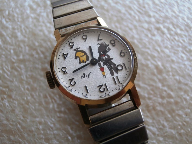 Vintage Luch, mechanical wrist watch vintage Soviet/USSR, Belarus image 4