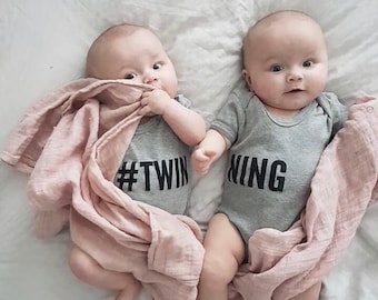 Twinning Twin Baby Set Twin Besties Best Friends Baby Bodysuit Baby shower gift