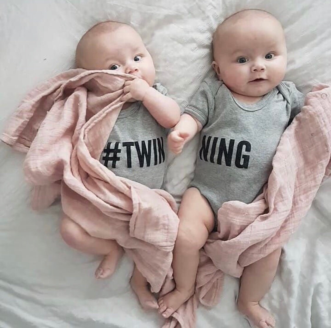 Twinning Twin Baby Set Twin Besties Best Friends Baby Bodysuit Etsy