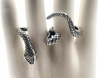 Snake twisted ring