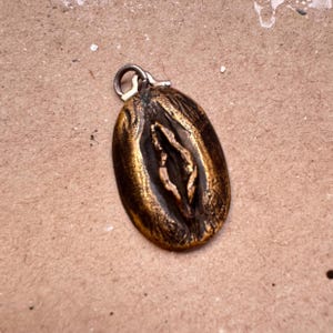 vulva necklace