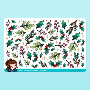 Può includere: Un foglio di adesivi con una varietà di rami di agrifoglio e sempreverdi con bacche rosse. Gli adesivi sono su uno sfondo bianco e hanno uno stile fantasioso disegnato a mano. Il testo "Jolly Holiday Stickers by Anna Rae" appare nella parte inferiore del foglio.